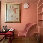 Hotel Petit Saint-Honore